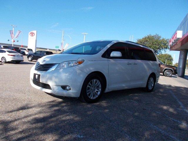2017 toyota sienna xle premium