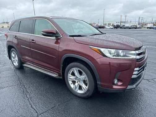 2018 toyota highlander limited in defiance, ohio