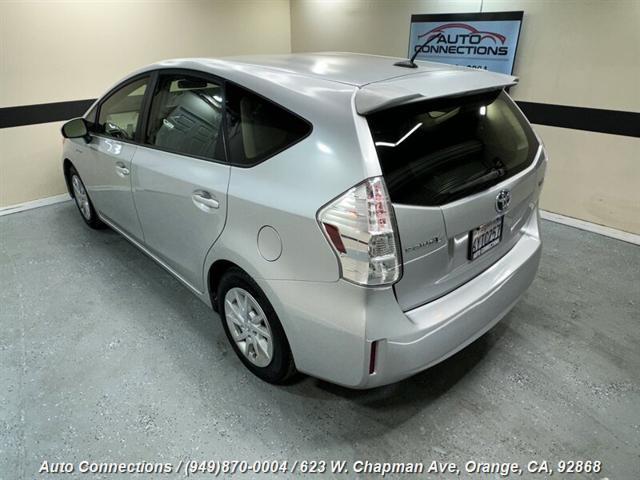 2012 toyota prius v three