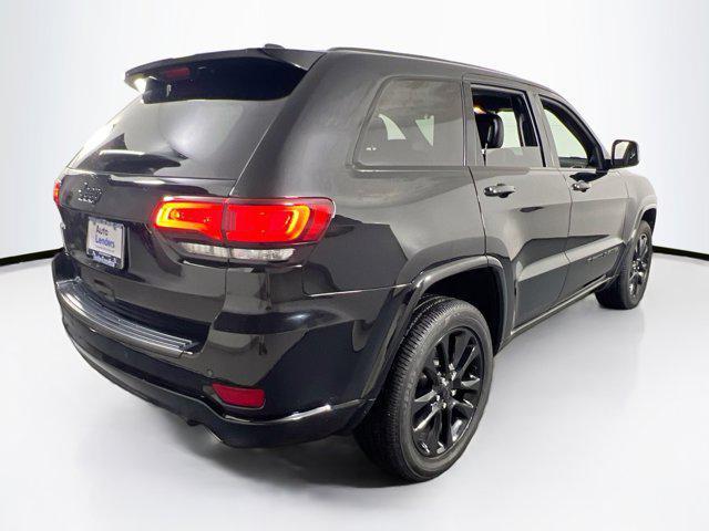 2022 jeep grand cherokee laredo