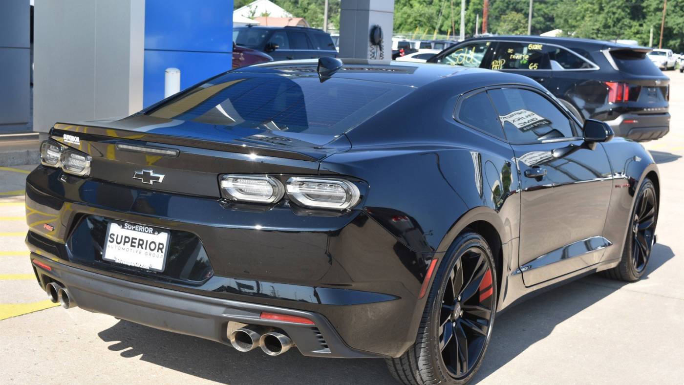 2022 chevrolet camaro lt1