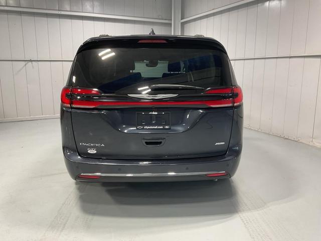 2021 chrysler pacifica touring l