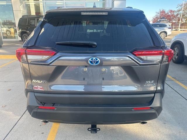 2021 toyota rav4 hybrid xle premium