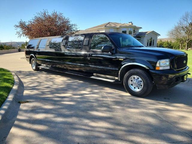 2002 ford excursion xlt 2wd 4dr suv