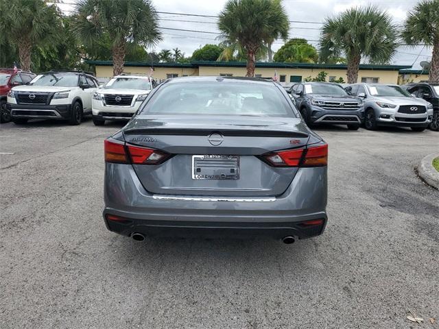 2023 nissan altima 2.5 sr