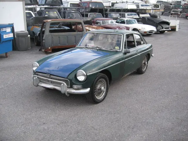 1967 mg b-gt coupe