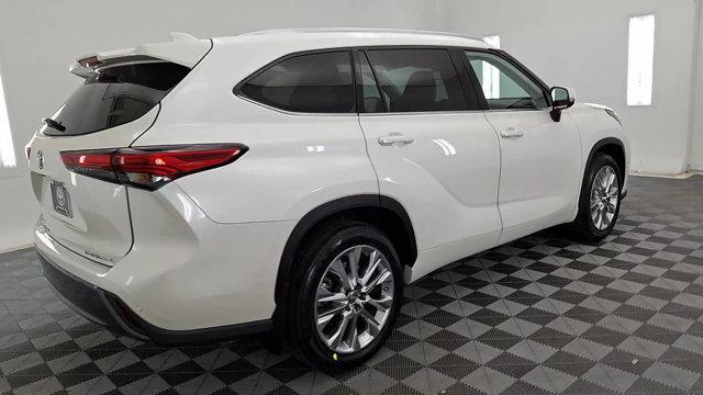 2021 toyota highlander limited