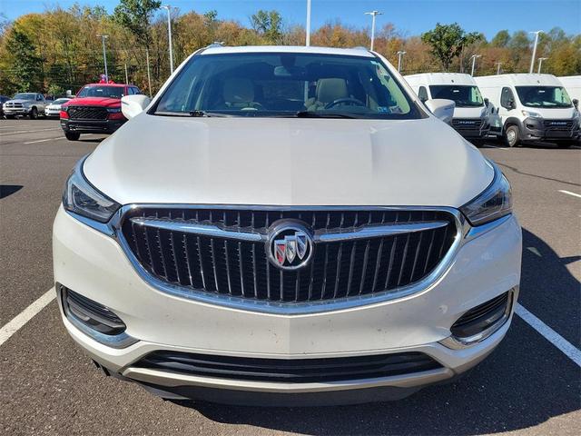 2018 buick enclave essence