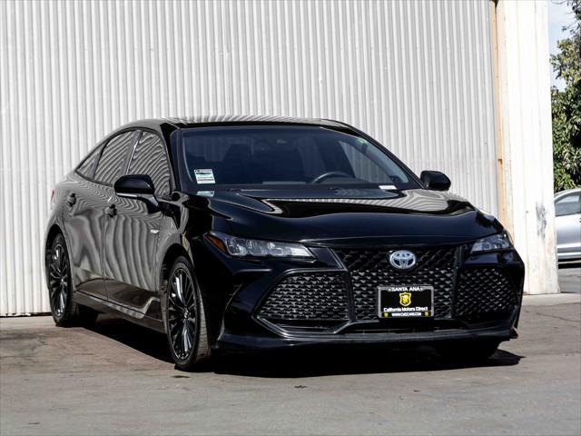 2020 toyota avalon hybrid xse