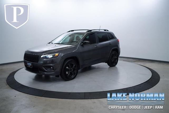 2023 jeep cherokee altitude lux