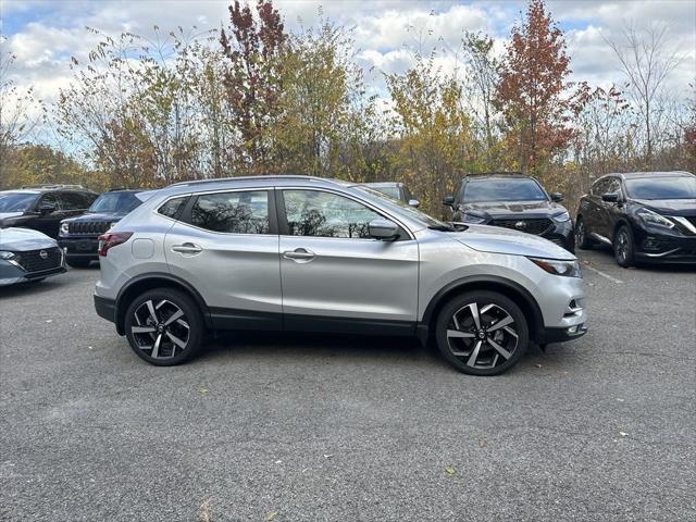 2022 nissan rogue sport sl