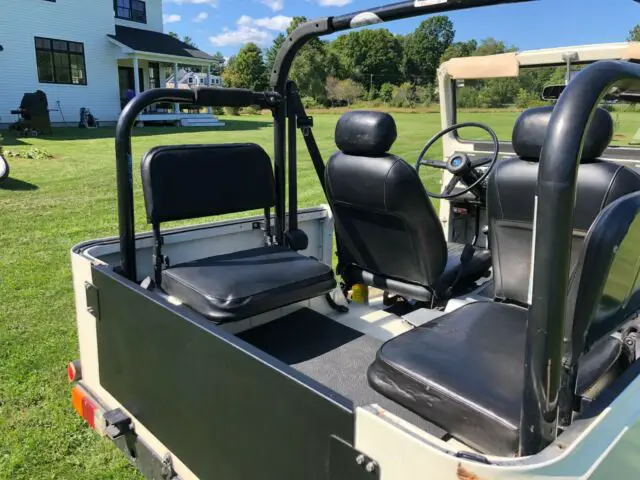 1977 fj 40 toyota landcruiser, white