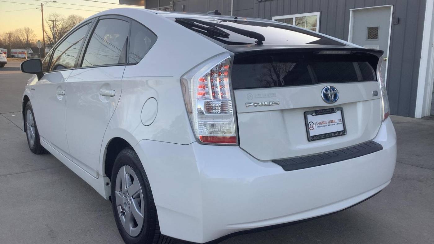2010 toyota prius