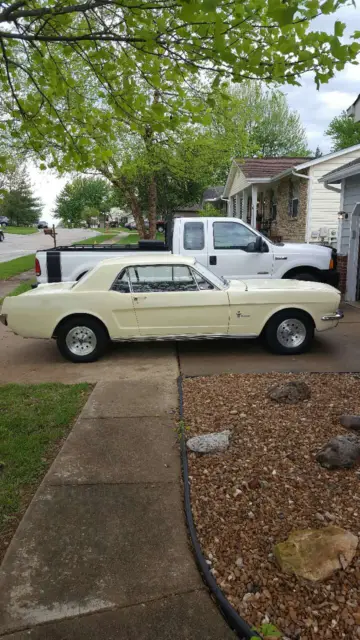 1966 ford mustang runs and drives