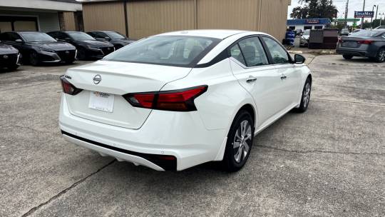2025 Nissan Altima