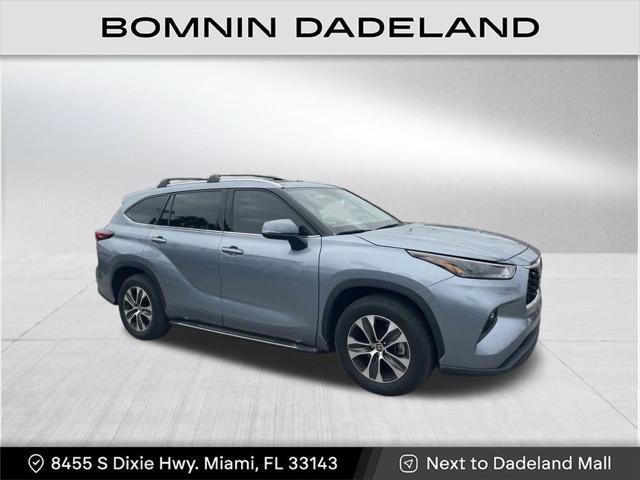 2022 toyota highlander xle