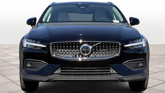 2024 Volvo V60 Cross Country