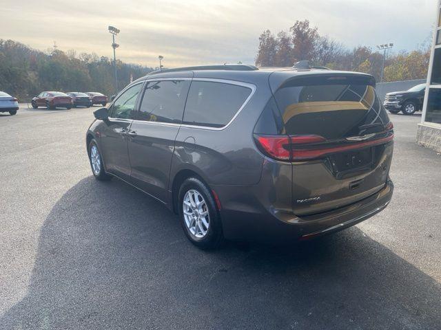 2022 chrysler pacifica touring-l