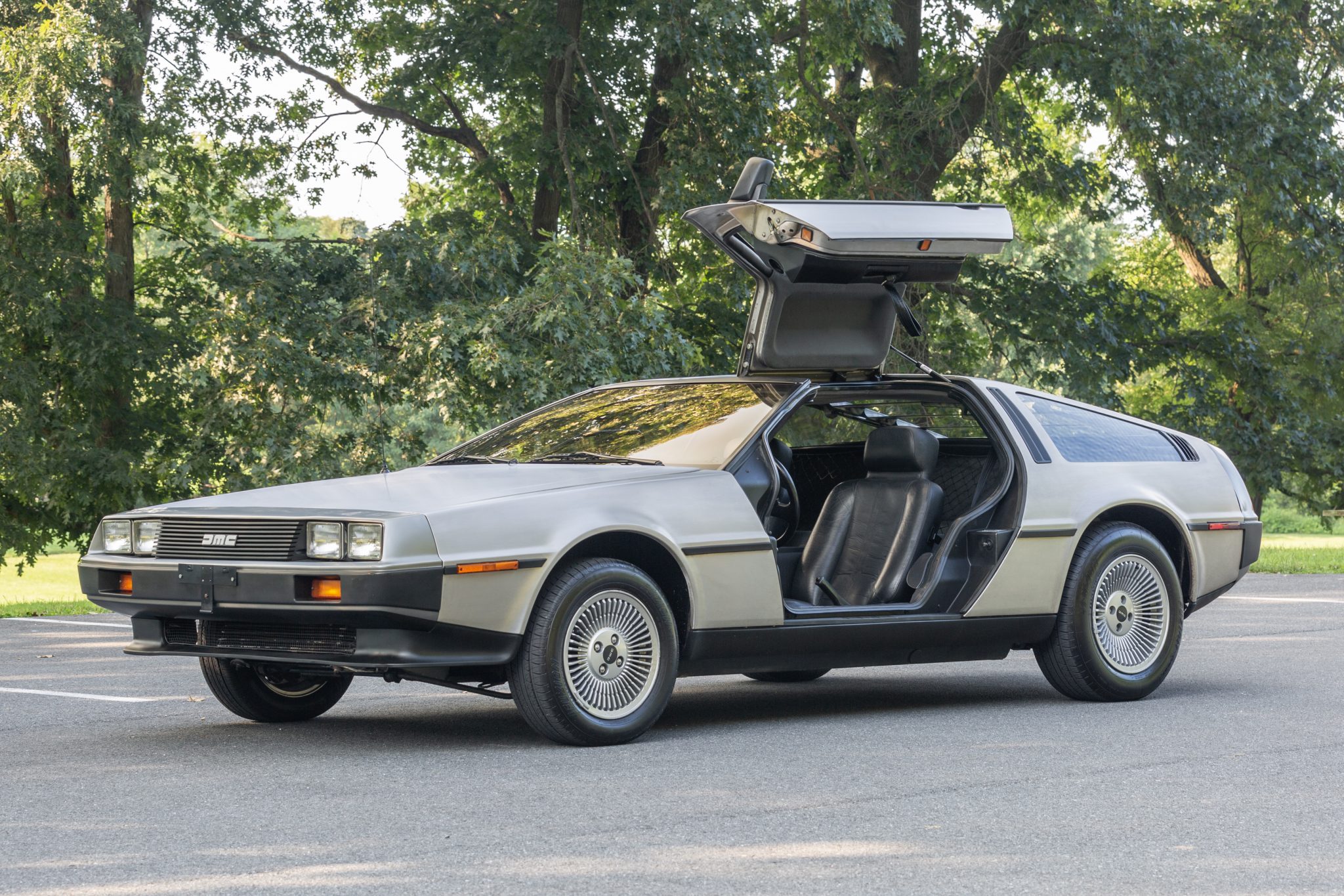 1981 delorean dmc-12 5-speed