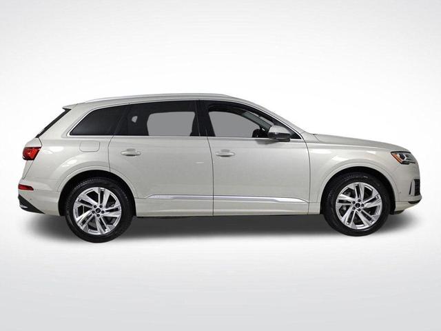 2024 audi q7 45 premium