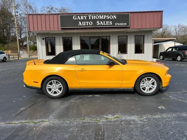2012 ford mustang v6 premium