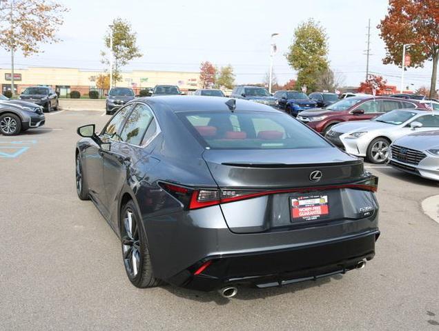2022 lexus is 350 base