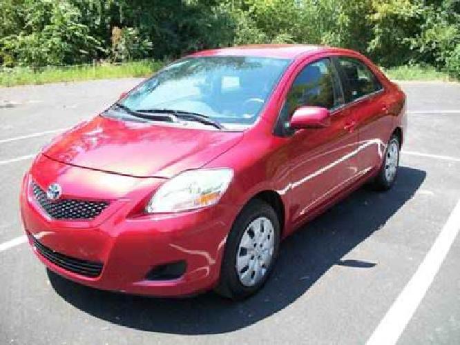 2012 toyota yaris 4 dr sedan auto red 7100 miles in dayton, oh