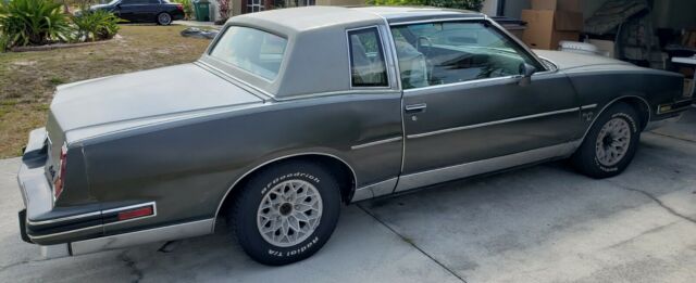 1983 pontiac grand prix lj v8 t-tops