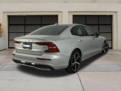 2024 volvo s60