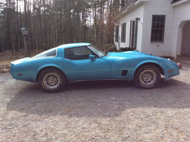 1980 corvette stingray with 96k original miles. stunning color with t-tops
