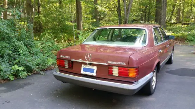merceds benz 300sd diesel (drive home) no reserve