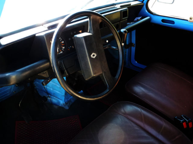 renault r4 / f6 fouronette - 1983 - restored