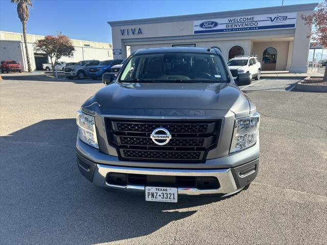 2021 nissan titan sv