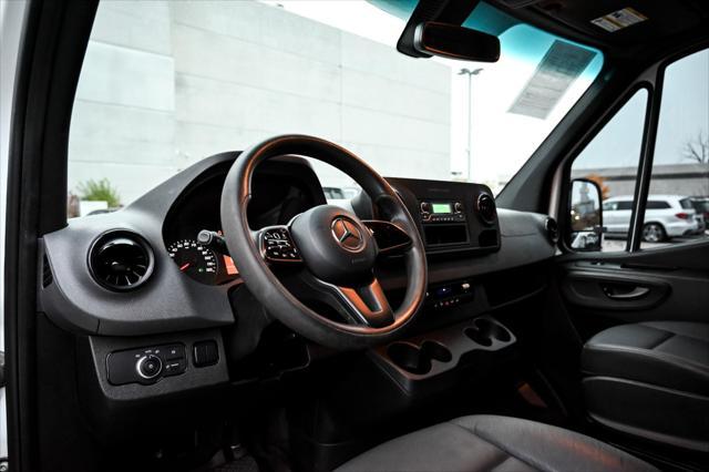 2020 mercedes-benz sprinter 2500 standard roof