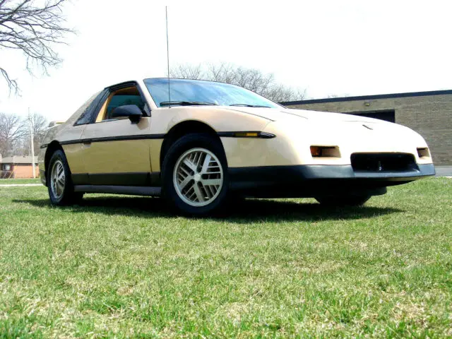 ultra clean super low mile 2m6 rare gold base coupe 1 owner collectable fiero