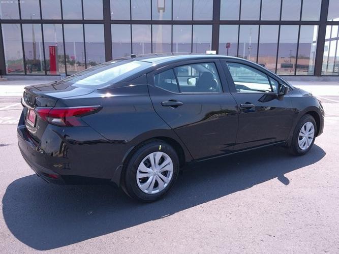 new 2024 nissan versa 1.6 s