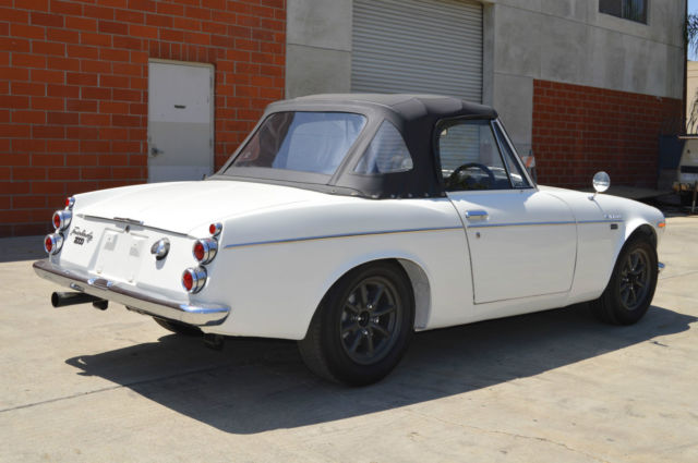 1968 datsun ( nissan ) fairlady sr311 (import from japan)