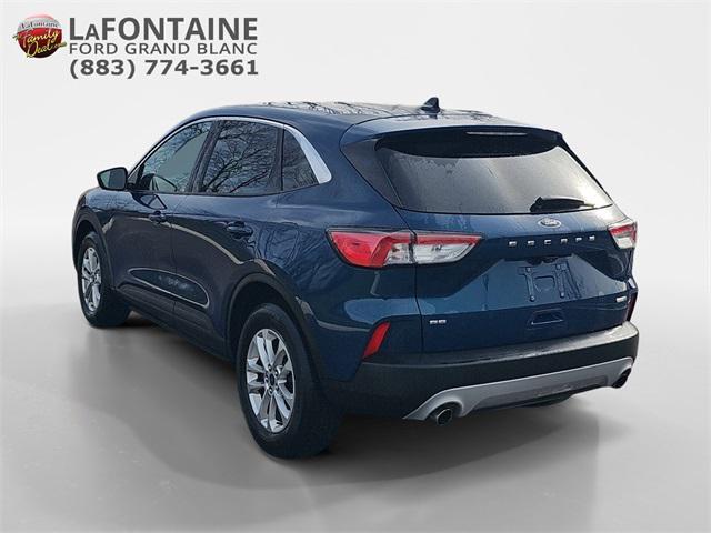 2020 ford escape se