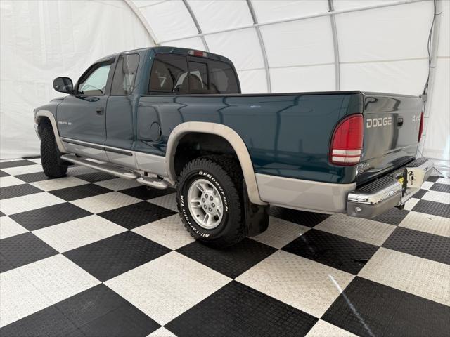 1999 dodge dakota base