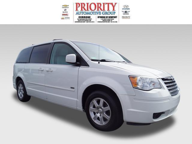 2008 chrysler town and country touring touring 4dr mini-van for sale in middletown, rhode island