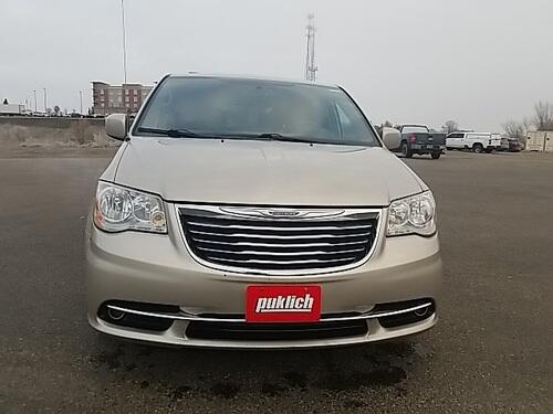 2016 chrysler town & country
