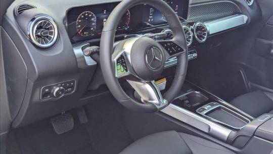 2025 Mercedes-Benz GLB