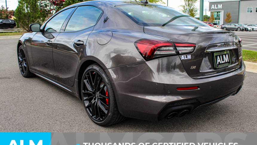 2022 maserati ghibli modena q4