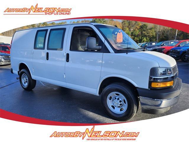 2022 chevrolet express 2500 rwd 2500 regular wheelbase wt