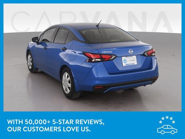 2022 nissan versa in milwaukee, wisconsin