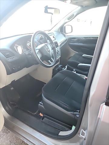 2013 dodge grand caravan se