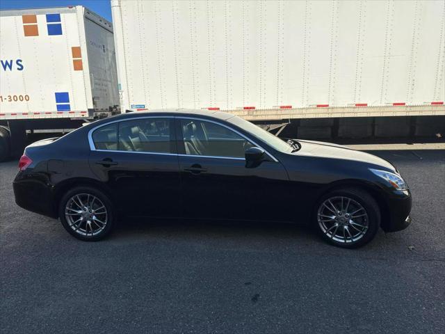 2012 infiniti g37x base
