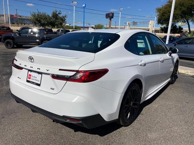 2025 toyota camry se
