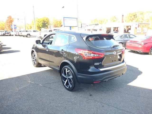 2022 nissan rogue sport sl