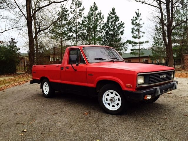 rare 1984 mazda b2000 sundowner sport - awesome little work truck!